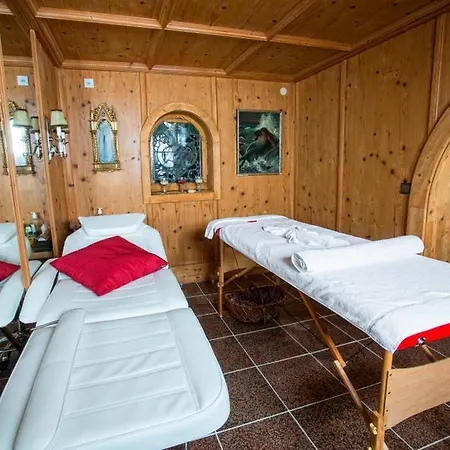 Luxury Chalet Kitzbühel *