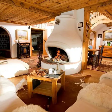 Luxury Chalet Kitzbühel Chalet *